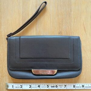 Kate Spade black leather magnetic closure wristlet